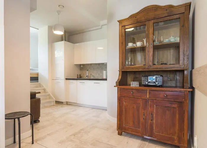 Apart-invest Wiwi 3 아파트